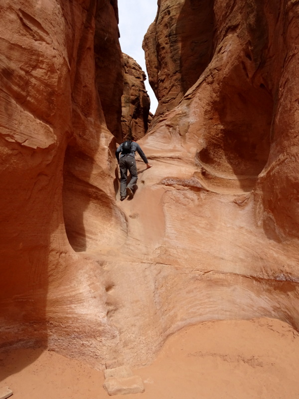 Peekaboo Slot Canyon