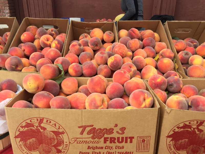 Peaches at the Park Cilly Market