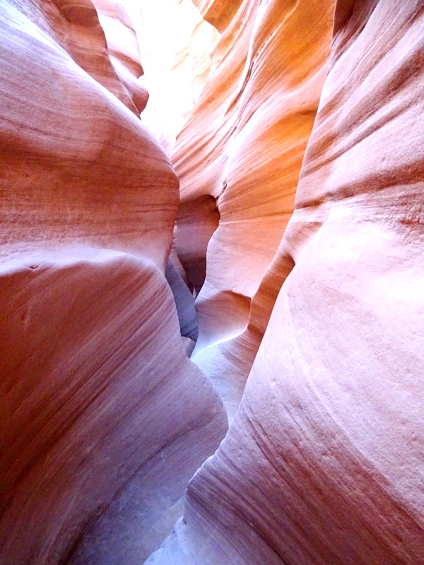 Peek-a-Boo Slot Canyon, Utah