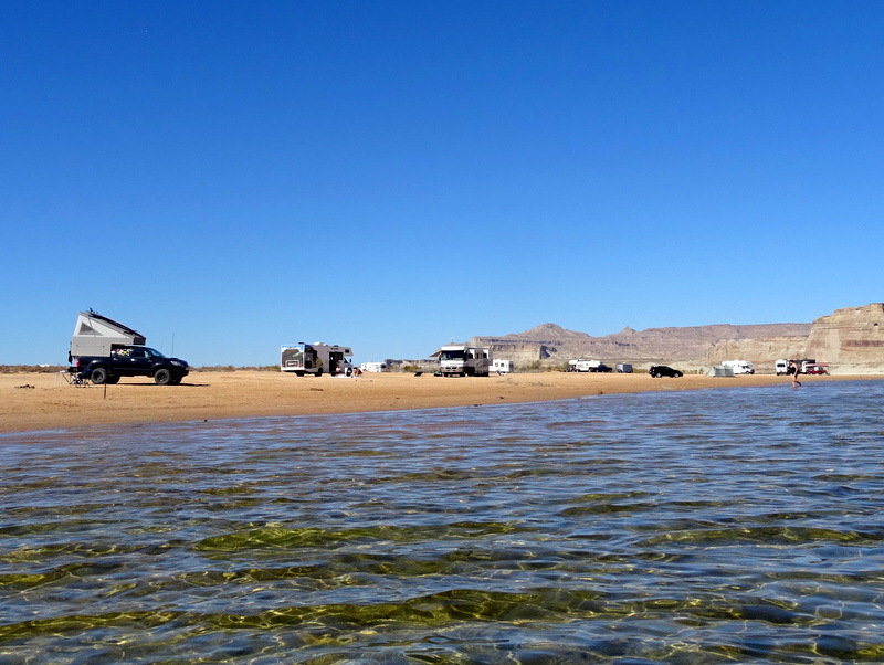 Lone Rock Beach, Utah