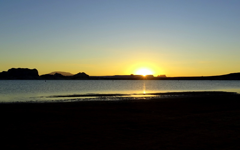 Lone Rock Beach, Utah