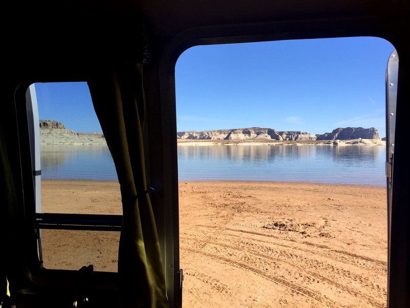 Lone Rock Beach, Utah