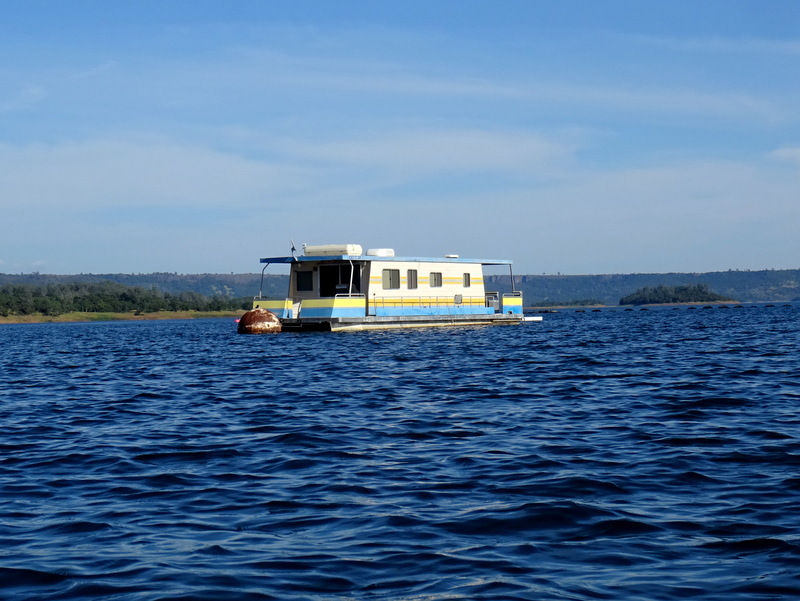 New Melones Lake